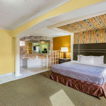 Econo Lodge Beach And Boardwalk Atlantic City Ngoại thất bức ảnh