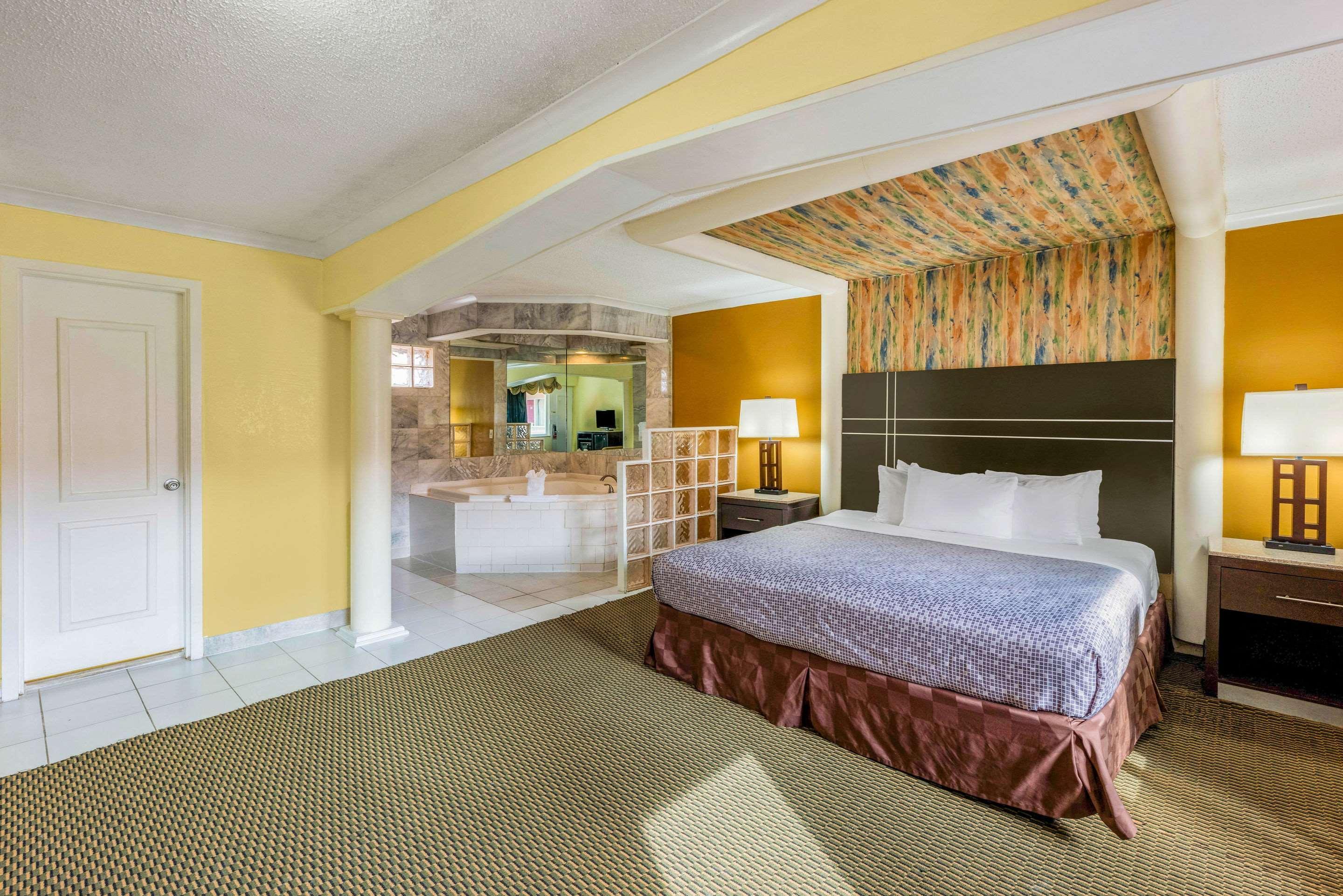 Econo Lodge Beach And Boardwalk Atlantic City Ngoại thất bức ảnh