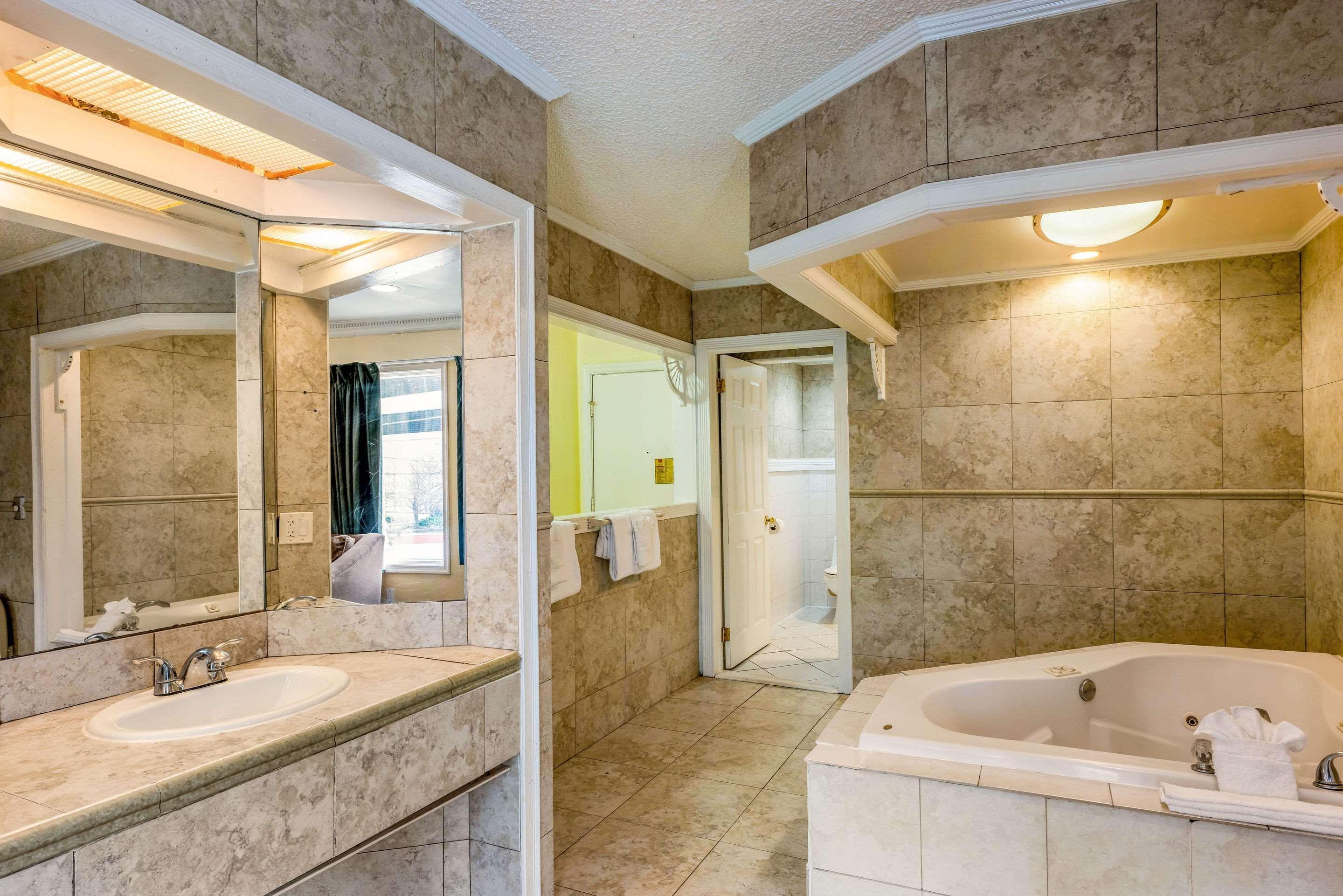 Econo Lodge Beach And Boardwalk Atlantic City Ngoại thất bức ảnh